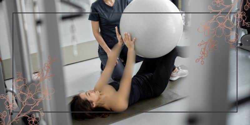 حرکات ورزشی با توپ در منزل